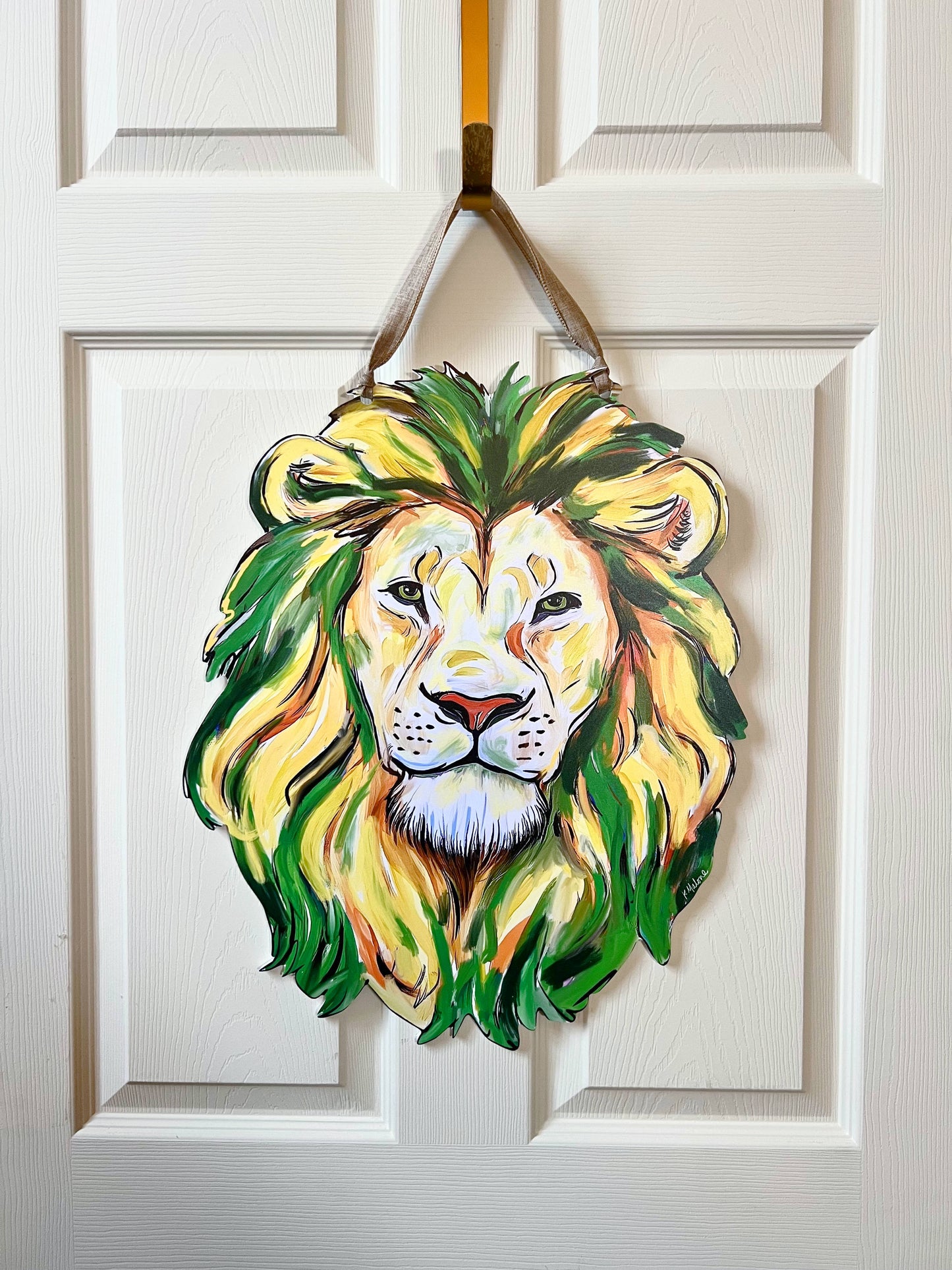 Green & Gold Lion Head Door Hanger